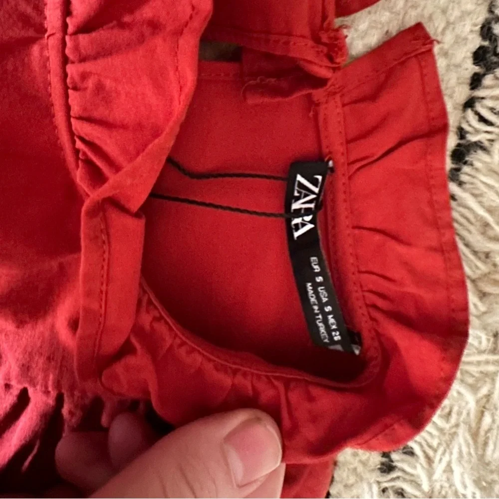 NWT Ruffle Crop Top - Picture 6 of 6
